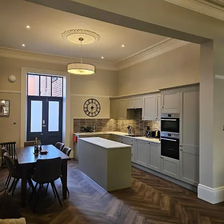 Centre Stunning Georgian Townhouse Carlisle (Cumbria)
